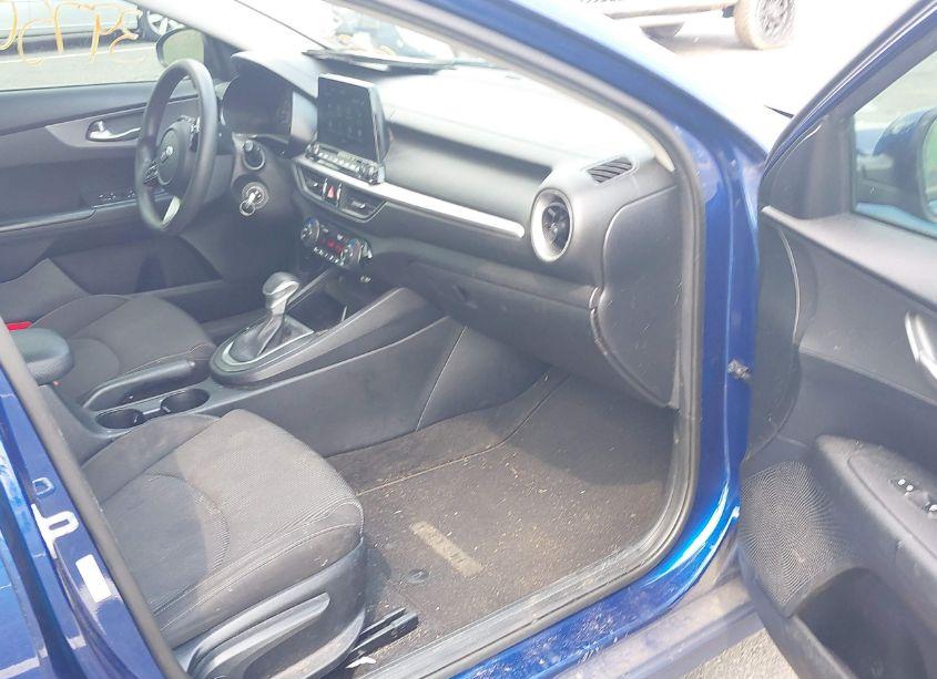 Photo 5 of 2019 Kia Forte LXS (VIN 3KPF24AD5KE042624)