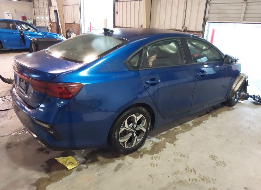 Photo 4 of 2019 Kia Forte LXS (VIN 3KPF24AD5KE049959)