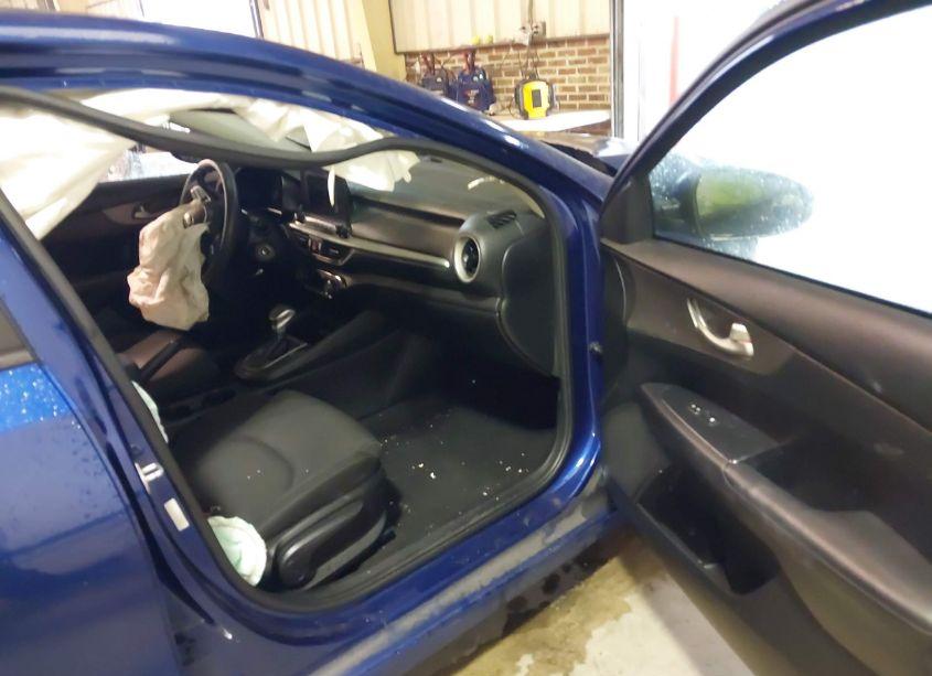 Photo 5 of 2019 Kia Forte LXS (VIN 3KPF24AD5KE049959)