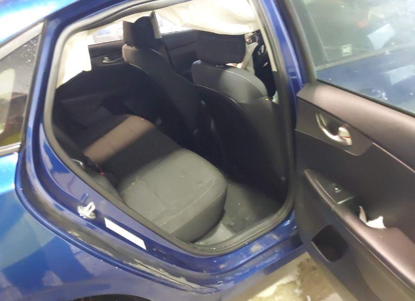 Photo 8 of 2019 Kia Forte LXS (VIN 3KPF24AD5KE049959)