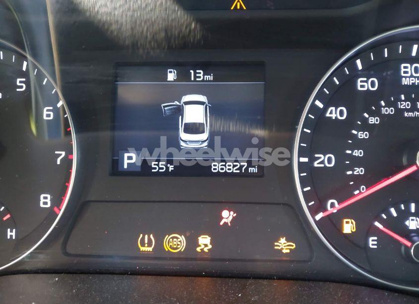 Photo 15 of 2019 Kia Forte LXS (VIN 3KPF24AD5KE060024)