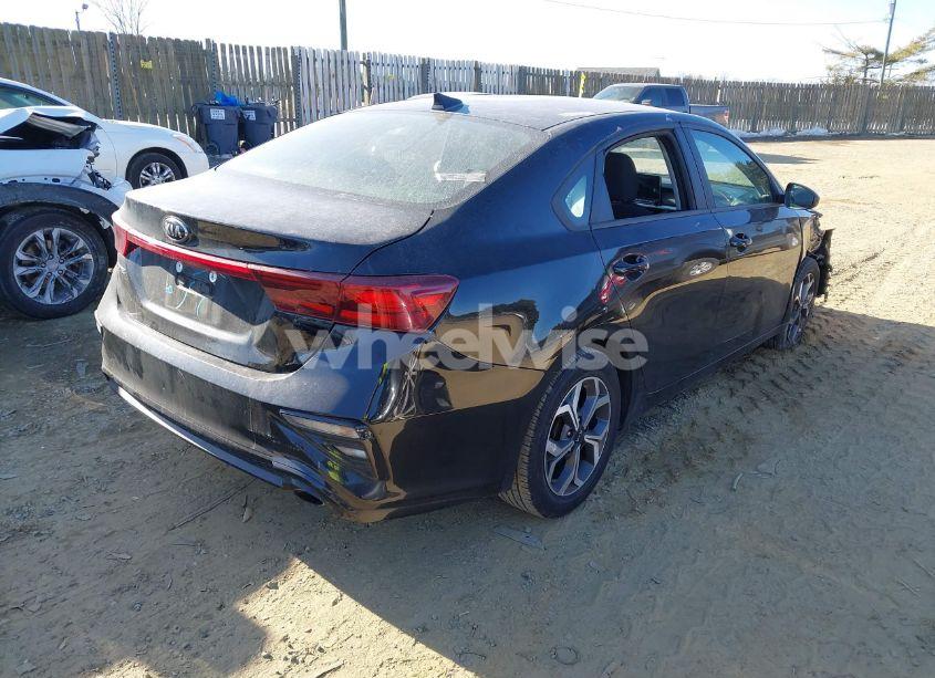 Photo 4 of 2019 Kia Forte LXS (VIN 3KPF24AD5KE060024)