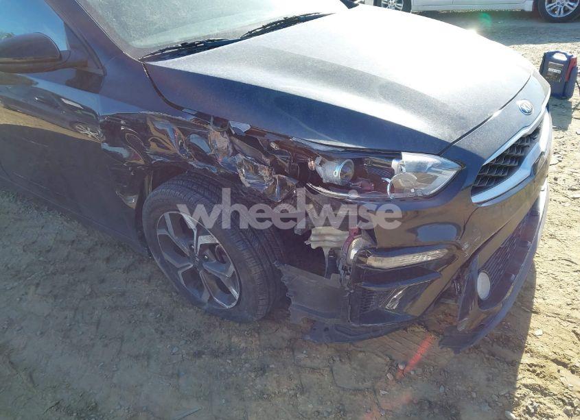 Photo 6 of 2019 Kia Forte LXS (VIN 3KPF24AD5KE060024)