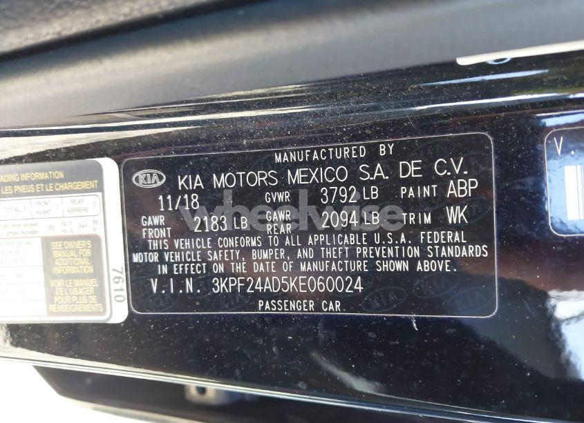 Photo 9 of 2019 Kia Forte LXS (VIN 3KPF24AD5KE060024)