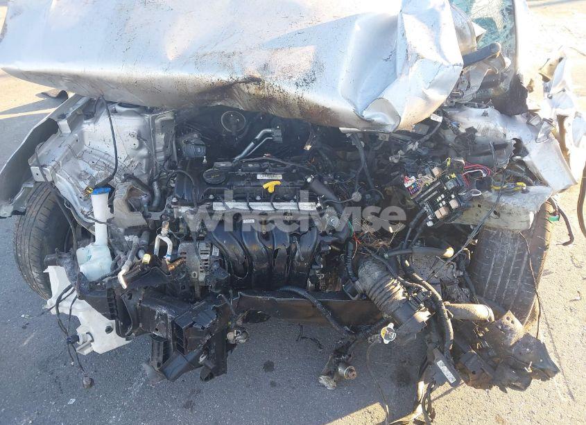 Photo 10 of 2019 Kia Forte LXS (VIN 3KPF24AD5KE072206)