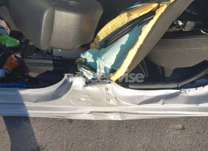 Photo 9 of 2019 Kia Forte LXS (VIN 3KPF24AD5KE072206)