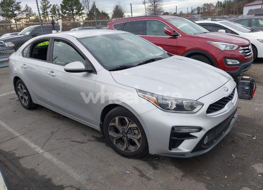 2019 Kia Forte LXS (VIN 3KPF24AD5KE081522) main photo