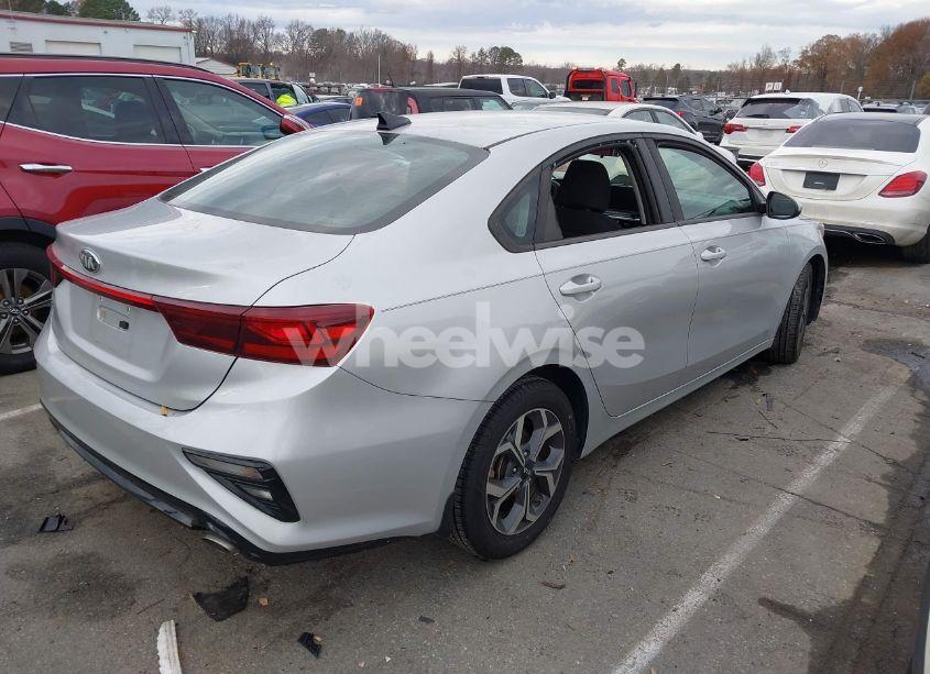 Photo 4 of 2019 Kia Forte LXS (VIN 3KPF24AD5KE081522)