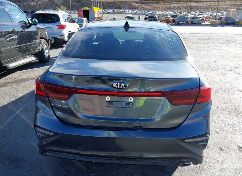 Photo 15 of 2019 Kia Forte LXS (VIN 3KPF24AD5KE082086)