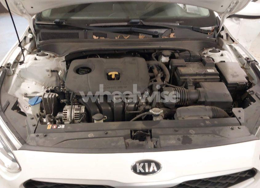 Photo 10 of 2019 Kia Forte FE (VIN 3KPF24AD5KE088308)