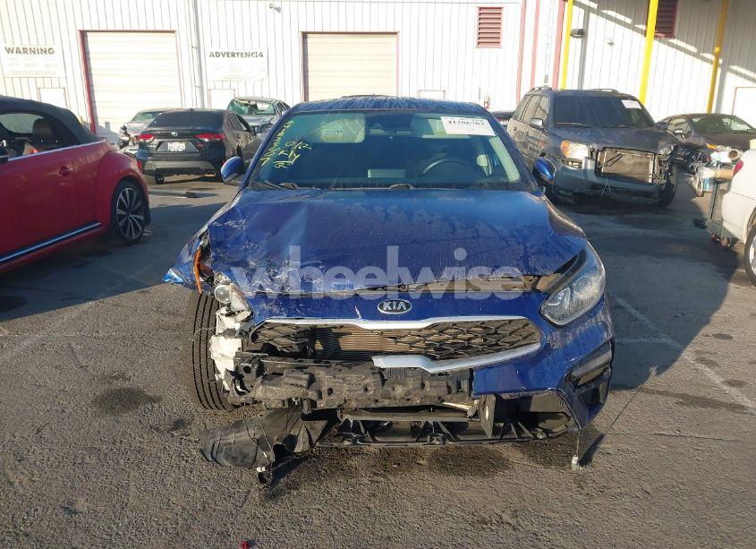Photo 13 of 2019 Kia Forte LXS (VIN 3KPF24AD5KE118830)