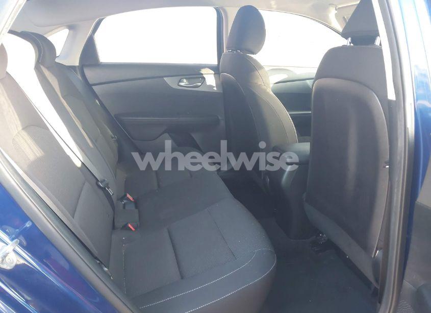 Photo 8 of 2019 Kia Forte LXS (VIN 3KPF24AD5KE118830)