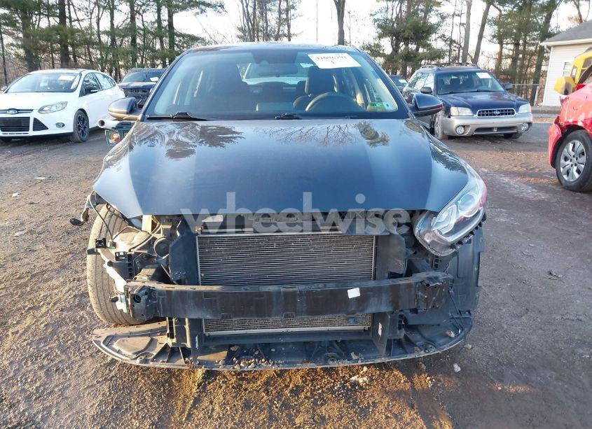 Photo 13 of 2019 Kia Forte LXS (VIN 3KPF24AD5KE131528)