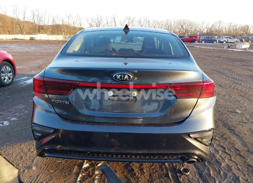 Photo 17 of 2019 Kia Forte LXS (VIN 3KPF24AD5KE131528)