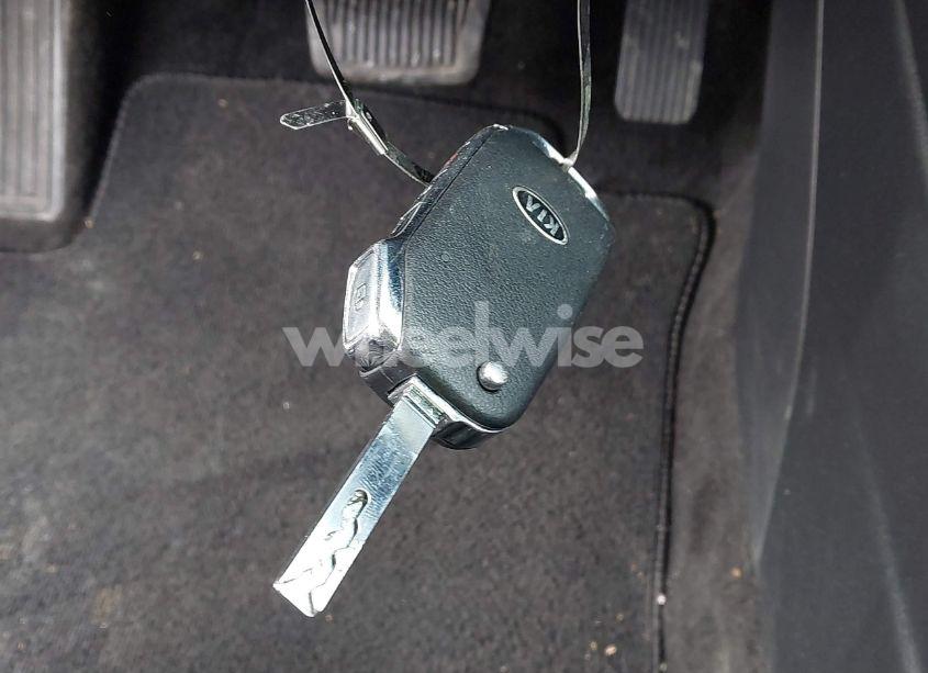 Photo 11 of 2019 Kia Forte LXS (VIN 3KPF24AD5KE135515)