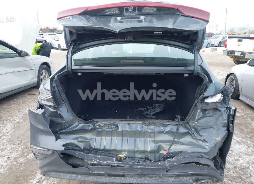 Photo 16 of 2019 Kia Forte LXS (VIN 3KPF24AD5KE135515)