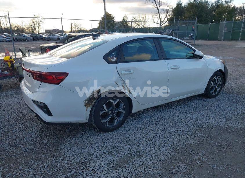 Photo 4 of 2020 Kia Forte LXS (VIN 3KPF24AD5LE159458)