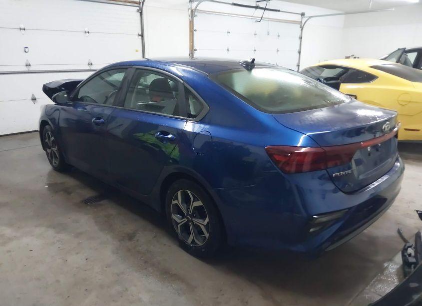 Photo 3 of 2020 Kia Forte LXS (VIN 3KPF24AD5LE192234)