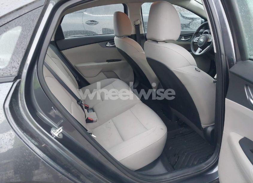 Photo 8 of 2020 Kia Forte LXS (VIN 3KPF24AD5LE193951)