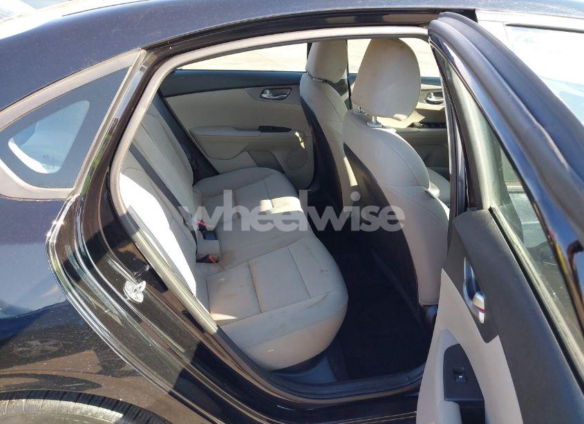 Photo 8 of 2020 Kia Forte LXS (VIN 3KPF24AD5LE194632)