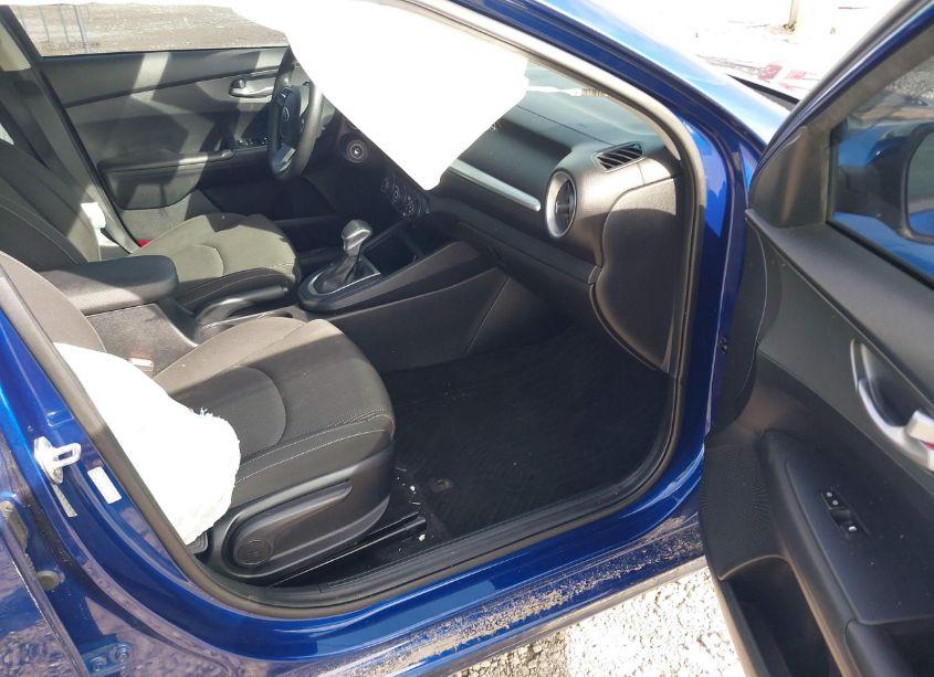 Photo 5 of 2020 Kia Forte LXS (VIN 3KPF24AD5LE244431)