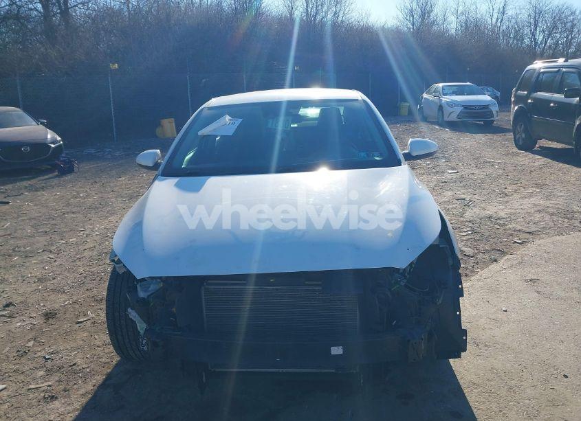 Photo 13 of 2021 Kia Forte LXS (VIN 3KPF24AD5ME266480)