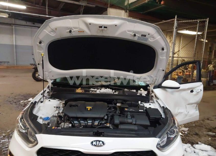 Photo 10 of 2021 Kia Forte LXS (VIN 3KPF24AD5ME268116)