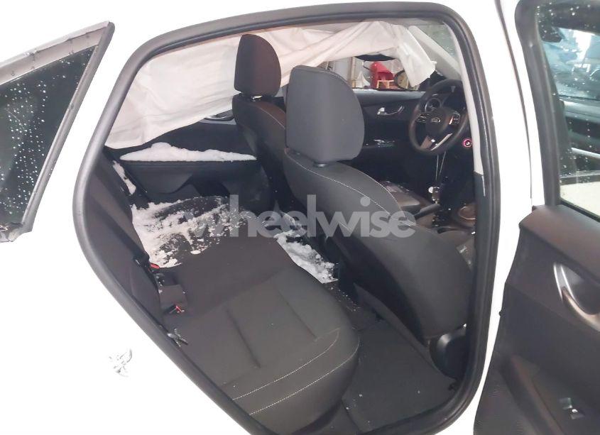 Photo 8 of 2021 Kia Forte LXS (VIN 3KPF24AD5ME268116)