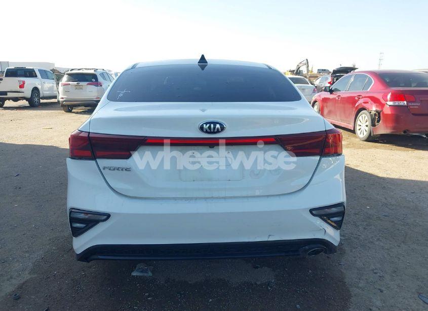 Photo 16 of 2021 Kia Forte LXS (VIN 3KPF24AD5ME273168)
