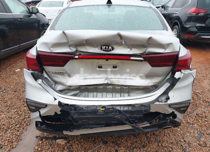 Photo 6 of 2021 Kia Forte LXS (VIN 3KPF24AD5ME278984)