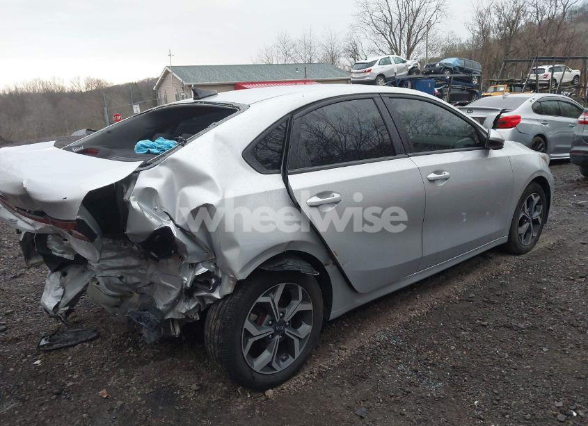 Photo 4 of 2021 Kia Forte LXS (VIN 3KPF24AD5ME284641)