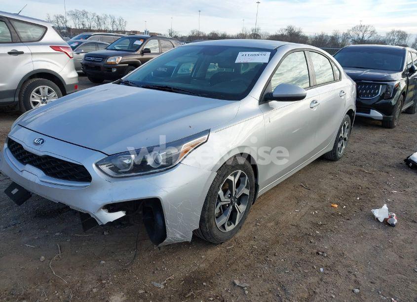 Photo 2 of 2021 Kia Forte LXS (VIN 3KPF24AD5ME297292)