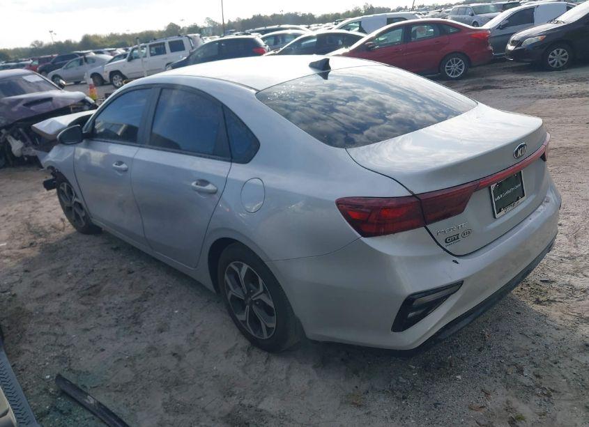 Photo 3 of 2021 Kia Forte LXS (VIN 3KPF24AD5ME319128)