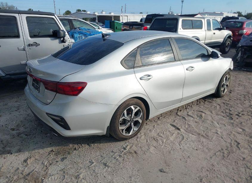 Photo 4 of 2021 Kia Forte LXS (VIN 3KPF24AD5ME319128)