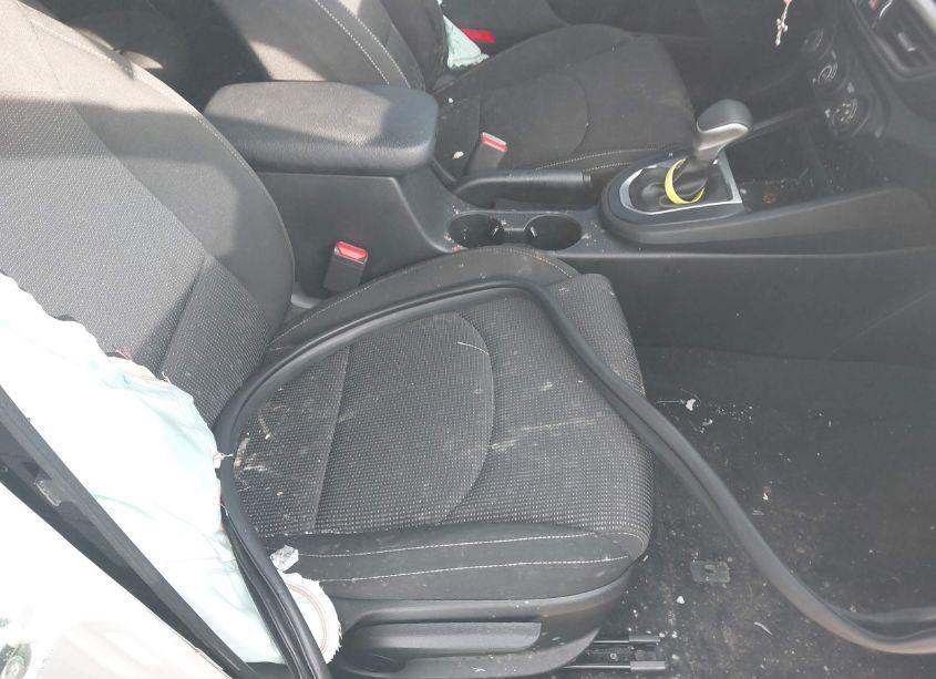 Photo 5 of 2021 Kia Forte LXS (VIN 3KPF24AD5ME319128)