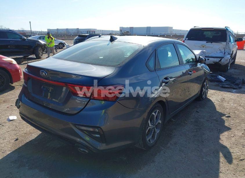 Photo 4 of 2021 Kia Forte LXS (VIN 3KPF24AD5ME334745)