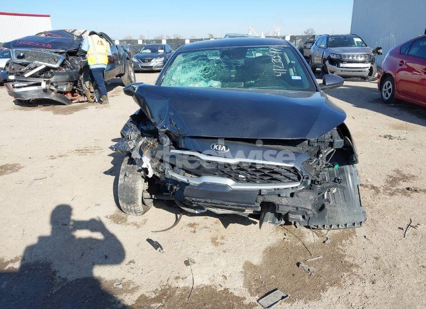 Photo 6 of 2021 Kia Forte LXS (VIN 3KPF24AD5ME334745)