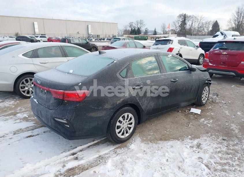 Photo 4 of 2021 Kia Forte FE (VIN 3KPF24AD5ME344899)