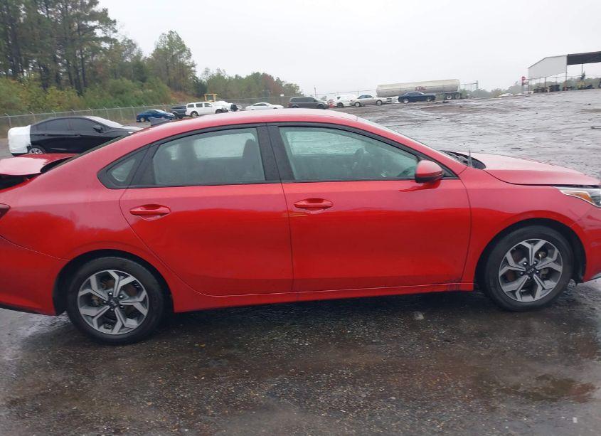 Photo 13 of 2021 Kia Forte LXS (VIN 3KPF24AD5ME361718)