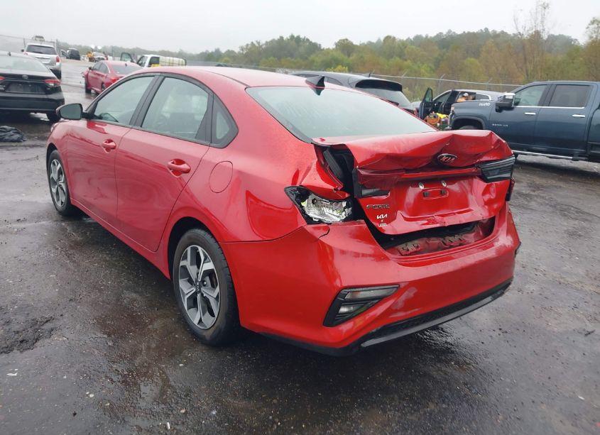 Photo 3 of 2021 Kia Forte LXS (VIN 3KPF24AD5ME361718)