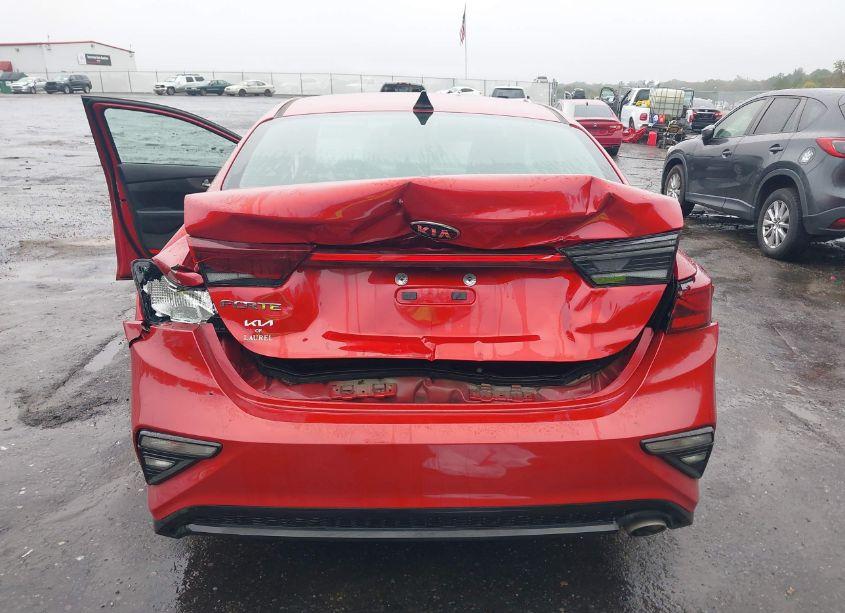 Photo 6 of 2021 Kia Forte LXS (VIN 3KPF24AD5ME361718)