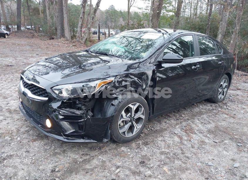 Photo 2 of 2021 Kia Forte LXS (VIN 3KPF24AD5ME410822)