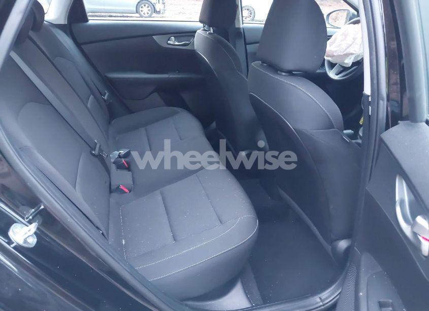 Photo 8 of 2021 Kia Forte LXS (VIN 3KPF24AD5ME410822)