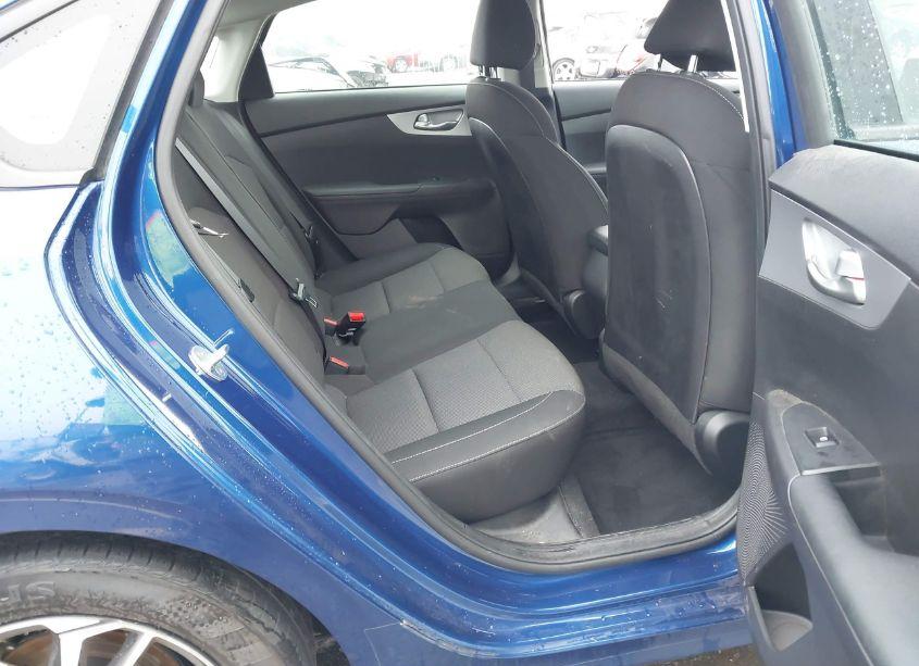 Photo 8 of 2022 Kia Forte LXS (VIN 3KPF24AD5NE416797)