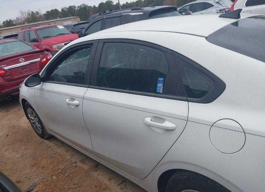 Photo 15 of 2022 Kia Forte FE (VIN 3KPF24AD5NE432336)