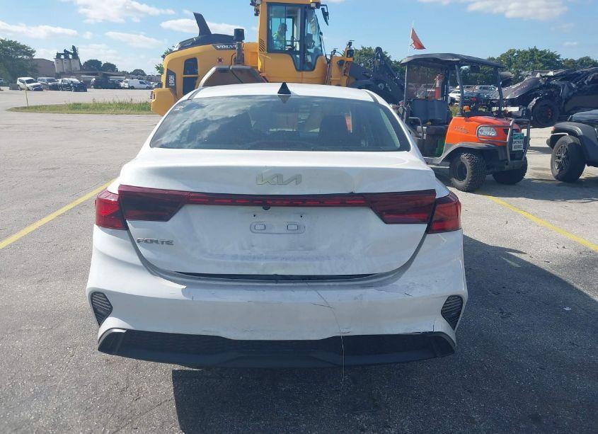 Photo 16 of 2022 Kia Forte LXS (VIN 3KPF24AD5NE437522)