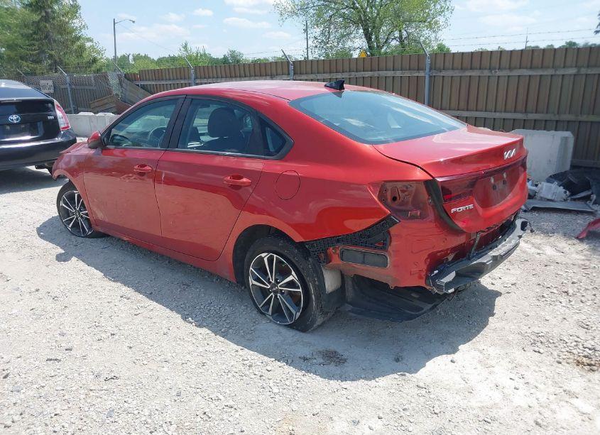 Photo 3 of 2022 Kia Forte LXS (VIN 3KPF24AD5NE449444)