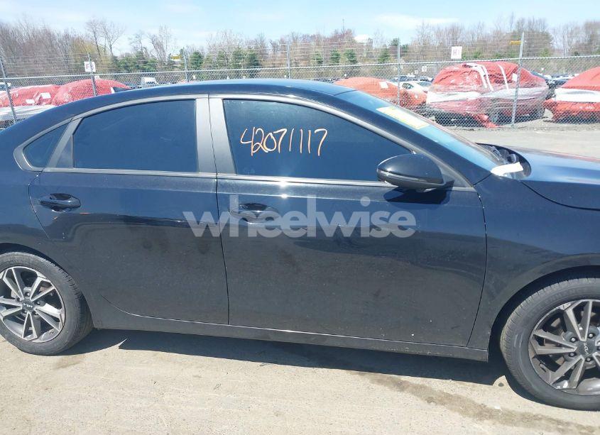 Photo 13 of 2022 Kia Forte LXS (VIN 3KPF24AD5NE474800)