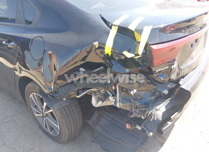 Photo 6 of 2022 Kia Forte LXS (VIN 3KPF24AD5NE474800)