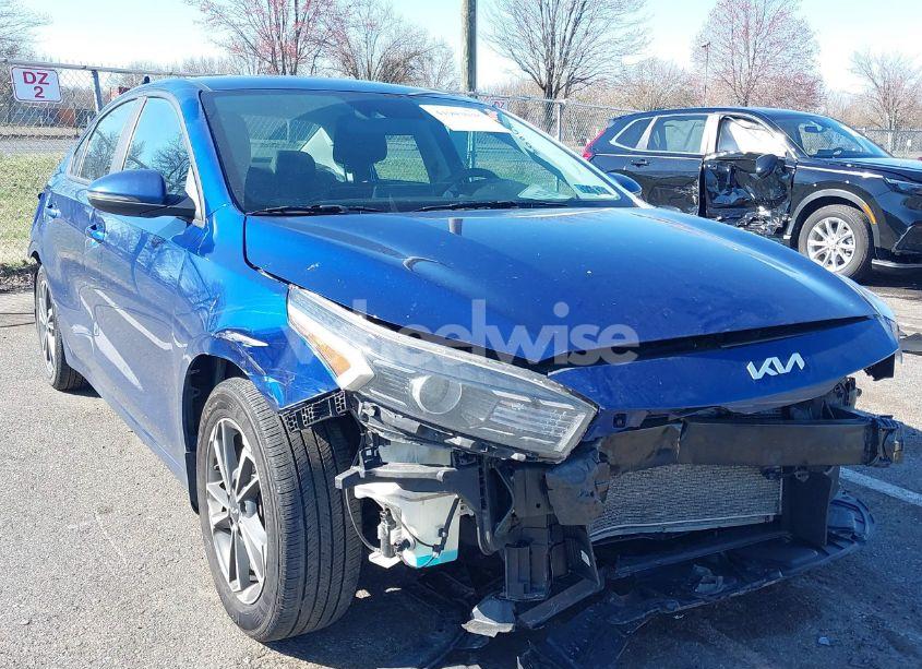 2023 Kia Forte LXS (VIN 3KPF24AD5PE516241) main photo